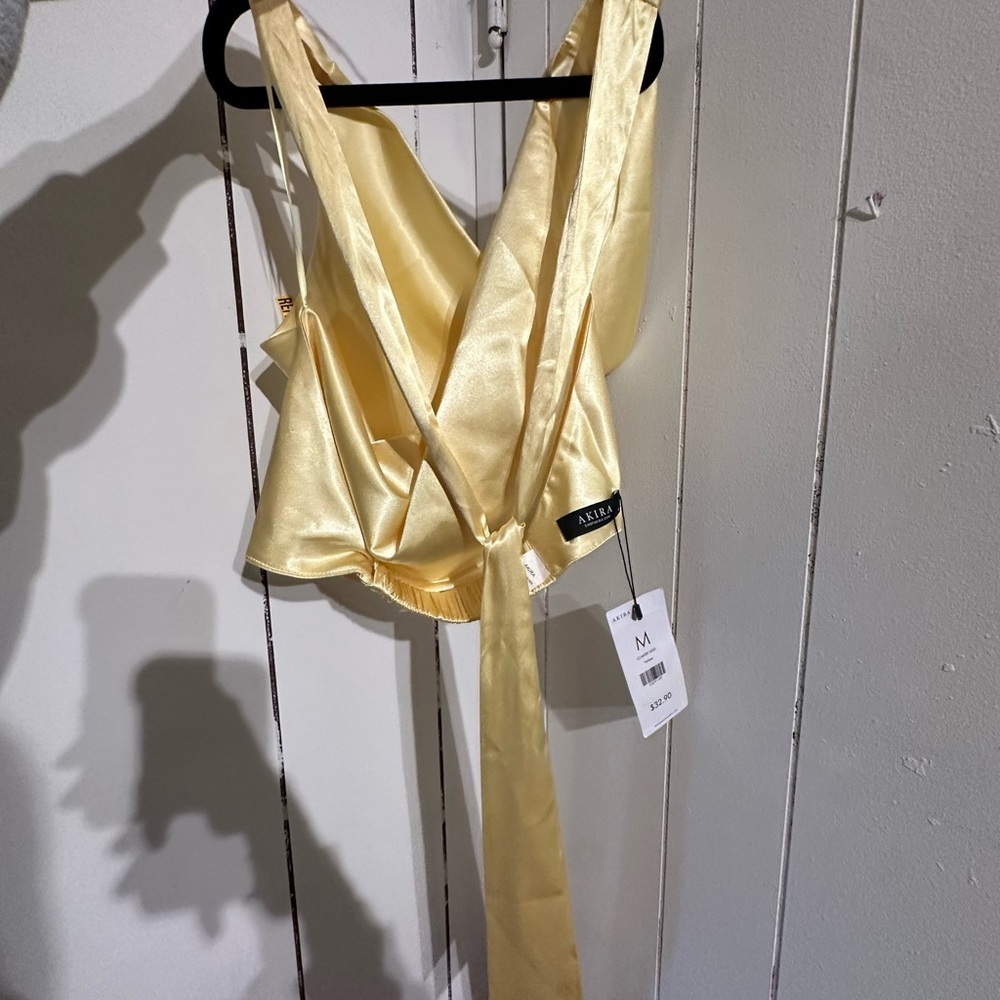 AKIRA NWT Butter Yellow Backless Satin Top Open Back - Picture 4 of 5